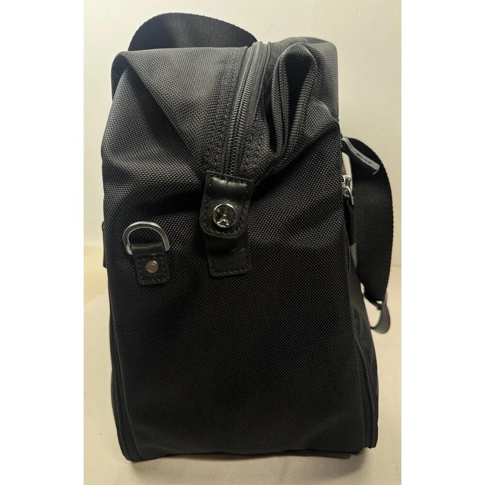 Travelpro Platinum Elite 19” Large Soft Duffel Bag